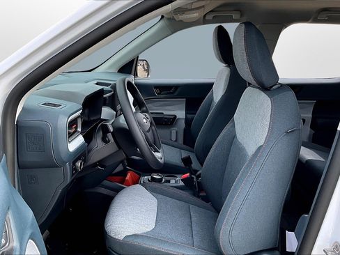 Used 2024 Ford Maverick XLT image 15