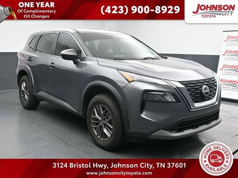 Used 2023 Nissan Rogue S image 1