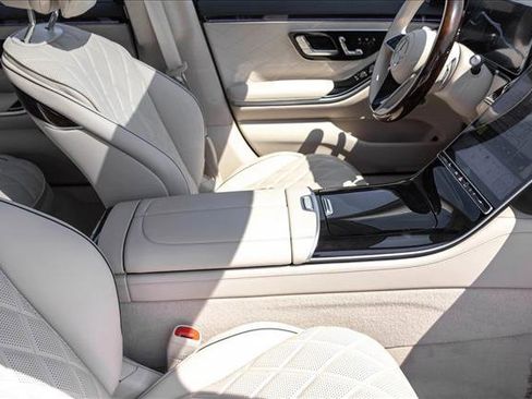 New 2026 Mercedes-Benz S 580 4MATIC Sedan image 27