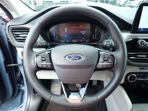 Certified 2024 Ford Escape Active AWD/4WD image 24