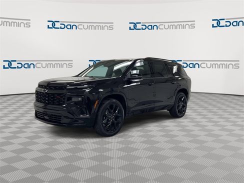 New 2026 Chevrolet Traverse RS w/ LPO, Floor Liner Package image 4