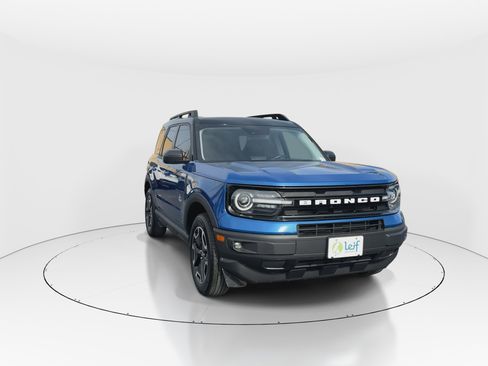 Used 2024 Ford Bronco Sport Outer Banks image 2