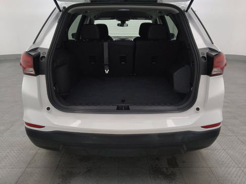 Used 2024 Chevrolet Equinox LS image 29