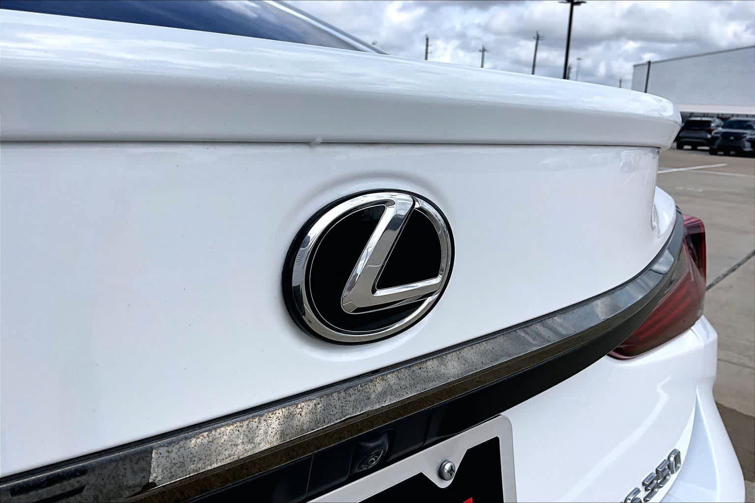 Used 2024 Lexus ES 350 F Sport w/ Accessory Package (Z2) FWD image 29