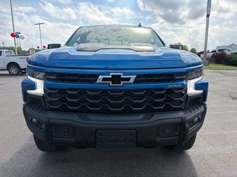 Used 2024 Chevrolet Silverado 1500 ZR2 w/ ZR2 Bison Edition AWD/4WD image 2