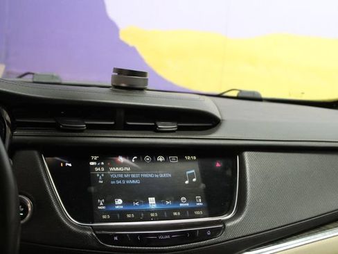 Used 2018 Cadillac XT5 AWD image 19