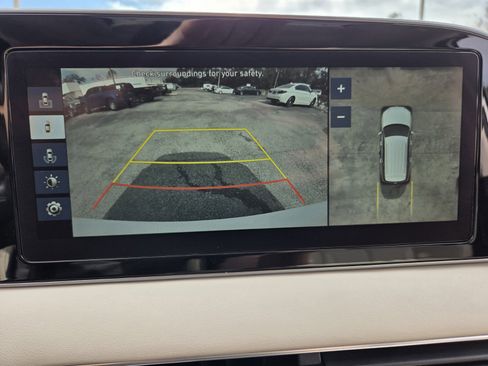 Used 2021 Hyundai Palisade Calligraphy image 25