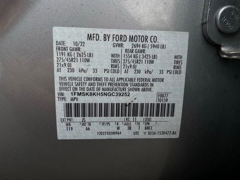 Used 2022 Ford Explorer ST-Line w/ Class IV Trailer Tow Package AWD/4WD image 20