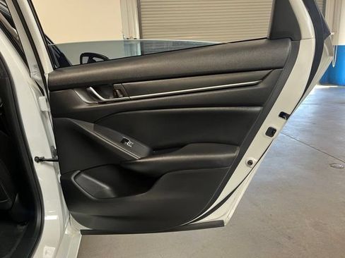 Used 2022 Honda Accord Sport image 16