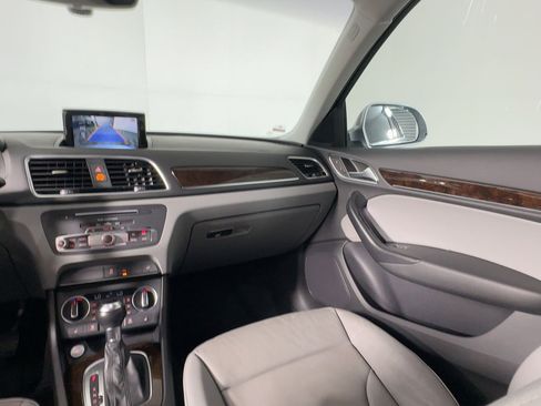 Used 2016 Audi Q3 2.0T Premium Plus image 29