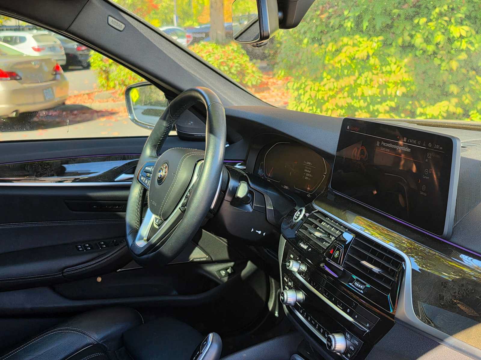 Used 2021 BMW 540i xDrive w/ M Sport Package AWD/4WD image 10