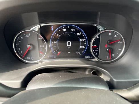 Used 2023 GMC Acadia SLT w/ Elevation Edition FWD image 16