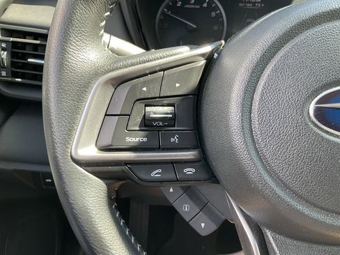 Used 2022 Subaru Legacy Premium image 4