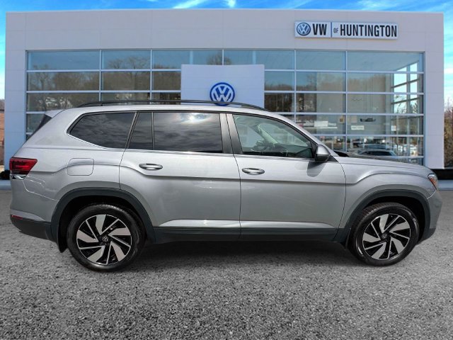 Certified 2026 Volkswagen Atlas SE w/ Panoramic Sunroof Package AWD/4WD image 6