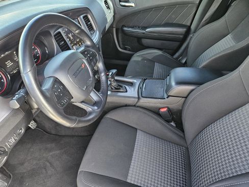 Used 2023 Dodge Charger R/T w/ Blacktop Package image 15