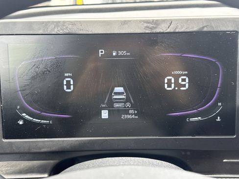 Used 2023 Kia Sportage LX image 10