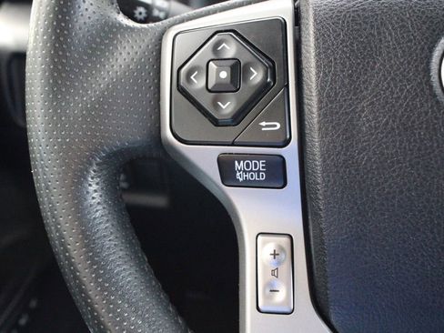 Used 2017 Toyota 4Runner Limited AWD/4WD image 34