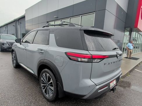 Used 2026 Nissan Pathfinder Platinum w/ Cargo Package FWD image 13