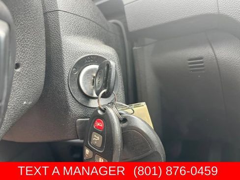 Used 2012 GMC Acadia SLE AWD/4WD image 26