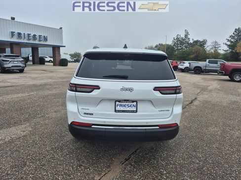 Used 2024 Jeep Grand Cherokee L Limited w/ Luxury Tech Group II image 4