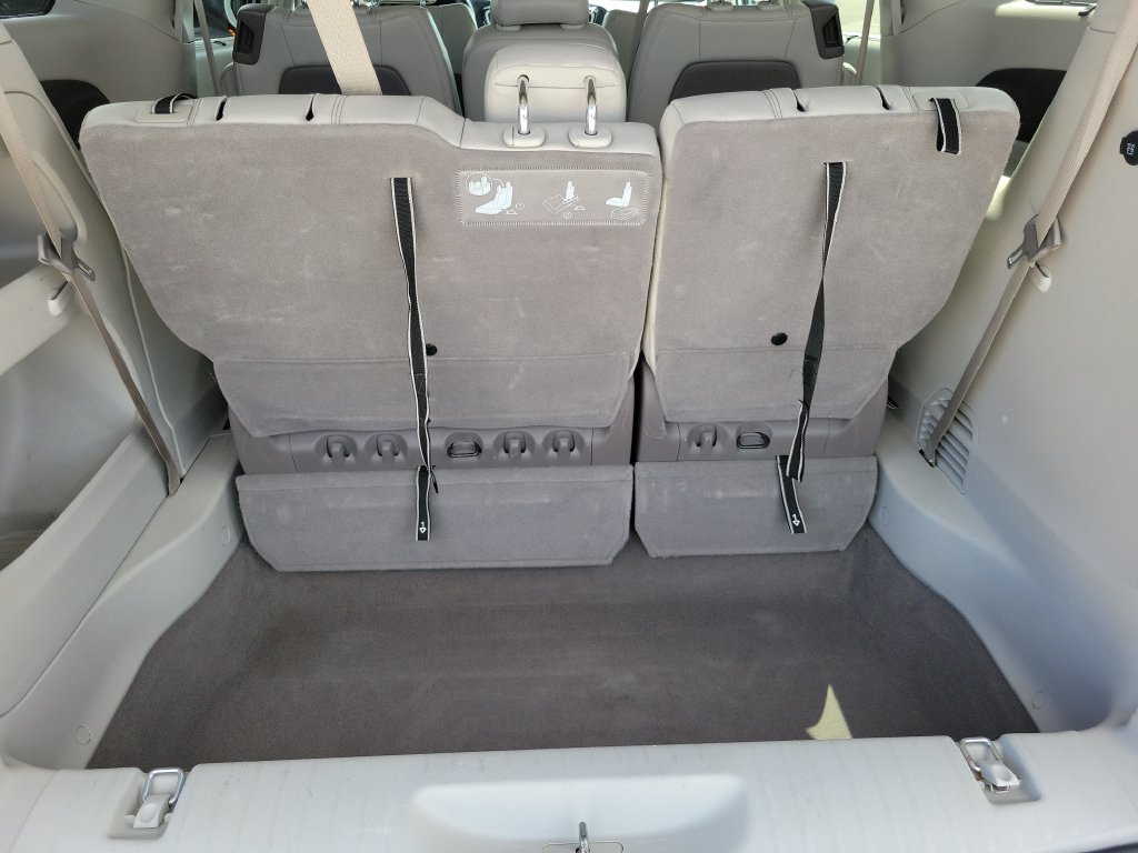 Used 2020 Chrysler Pacifica Touring-L w/ Advanced Safetytec Group FWD image 7