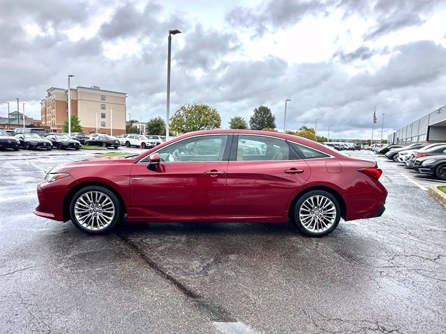 Used 2021 Toyota Avalon Limited w/ Advanced Safety Package FWD image 7