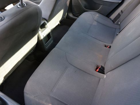 Used 2015 Volkswagen Jetta SE image 10