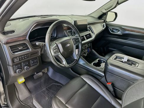 Used 2023 Chevrolet Tahoe Z71 w/ Z71 Off-Road Package AWD/4WD image 30