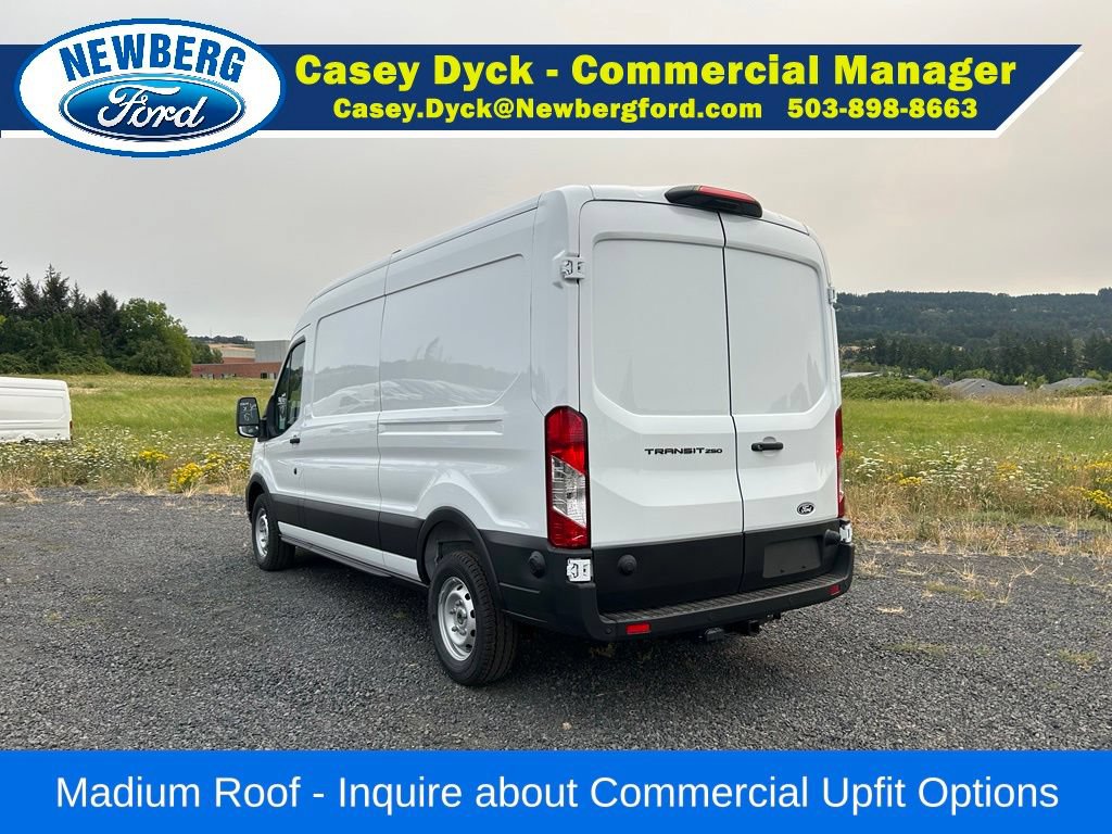 New 2026 Ford Transit 250 148 Medium Roof w/ Load Area Protection Package RWD image 8