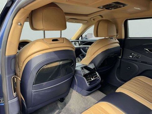 Used 2023 Bentley Flying Spur W12 AWD/4WD image 42