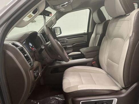 Used 2025 RAM 1500 Laramie image 21