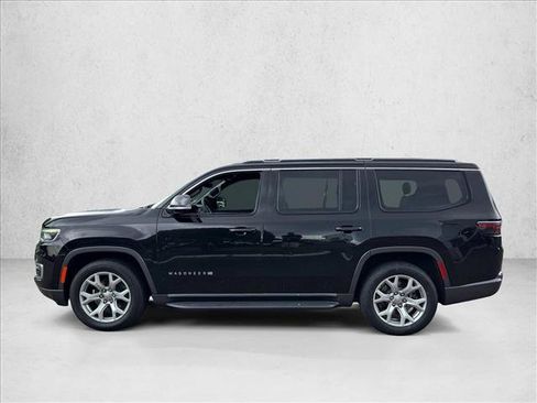 Used 2022 Jeep Wagoneer Series II RWD image 9