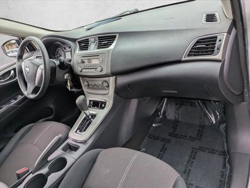 Used 2014 Nissan Sentra S image 19