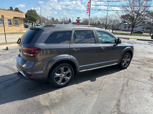 Used 2015 Dodge Journey Crossroad w/ Flexible Seating Group image 6