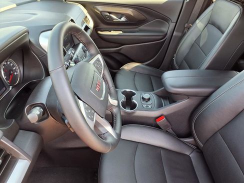 Used 2024 GMC Terrain SLT w/ Elevation Edition image 16