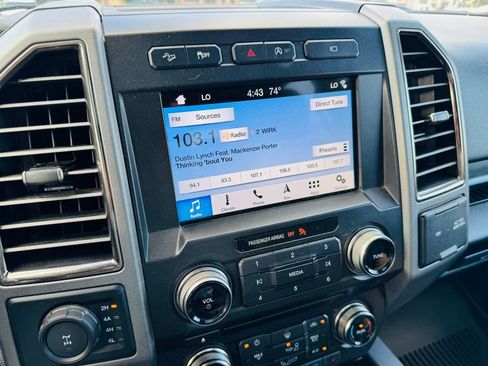 Used 2017 Ford F150 Raptor w/ Equipment Group 802A Luxury image 20