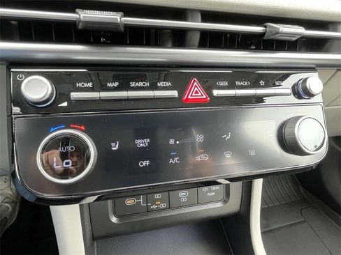 New 2025 Hyundai Tucson SEL image 17