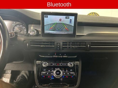 Used 2020 Lincoln Corsair AWD w/ Premium Package image 4