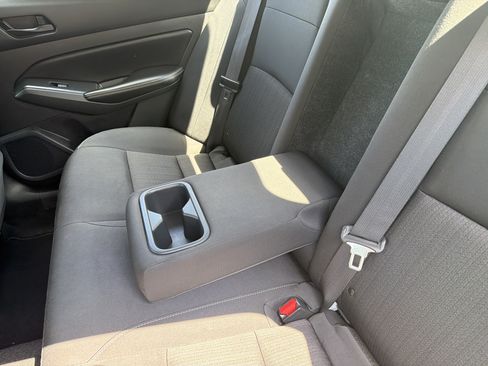 Used 2024 Nissan Altima 2.5 SV FWD image 32
