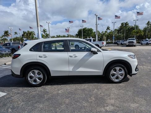 Used 2023 Honda HR-V LX image 4