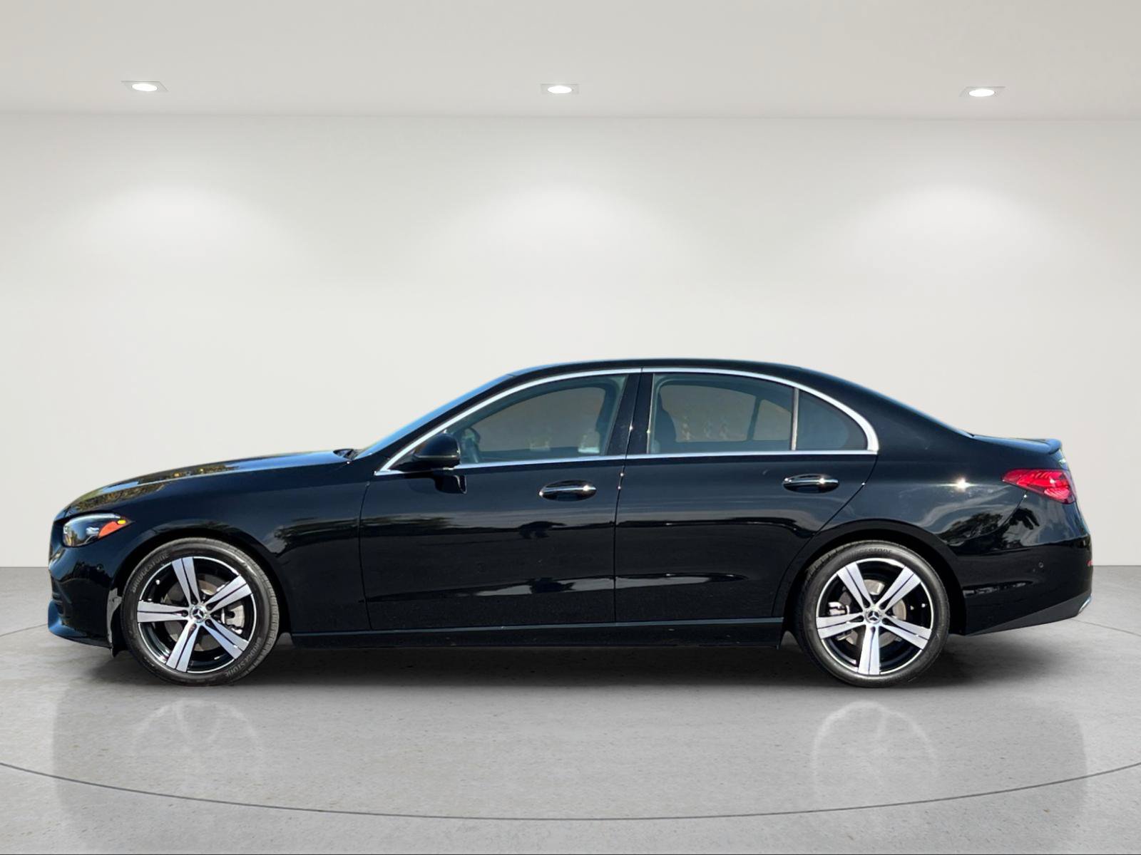 Certified 2025 Mercedes-Benz C 300 Sedan image 2