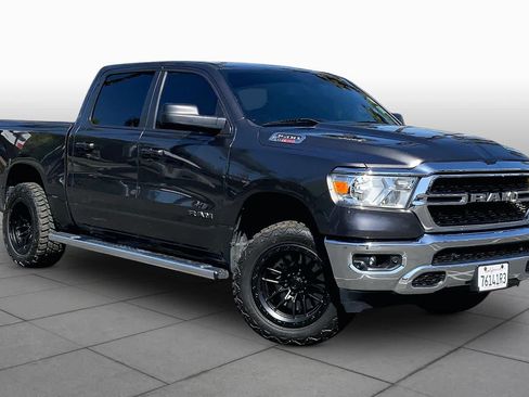 Used 2022 RAM 1500 Big Horn RWD image 2
