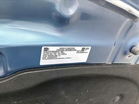 Used 2024 Chevrolet Equinox LT image 33