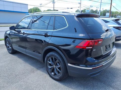 Used 2022 Volkswagen Tiguan SE AWD/4WD image 4