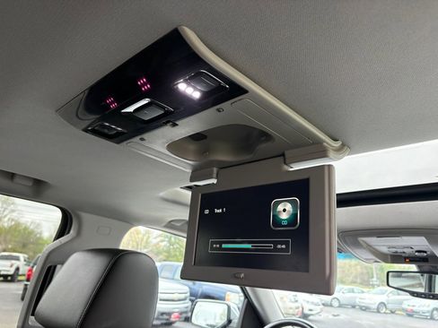 Used 2017 Chevrolet Tahoe Premier AWD/4WD image 13