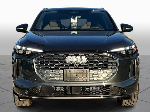 Used 2025 Audi Q5 Premium Plus image 3