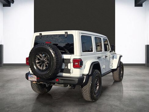 Used 2025 Jeep Wrangler Unlimited Rubicon 392 AWD/4WD image 8