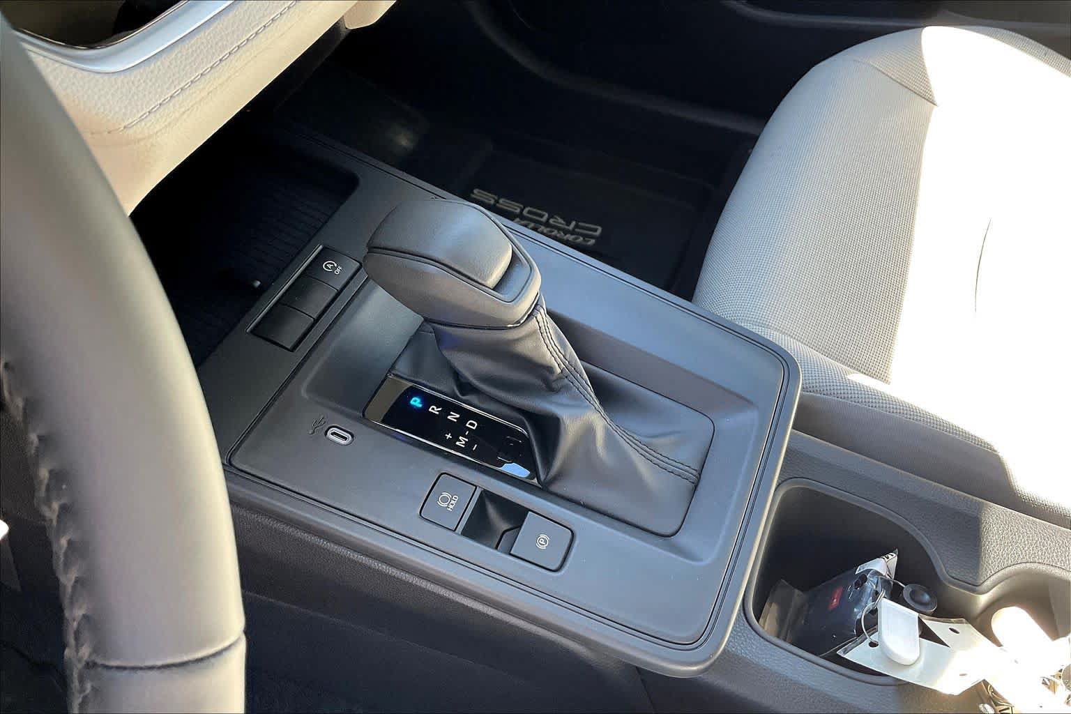 New 2026 Toyota Corolla Cross LE FWD image 7