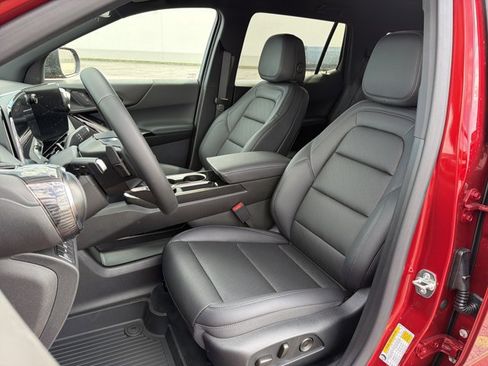 New 2026 Chevrolet Equinox LT image 11