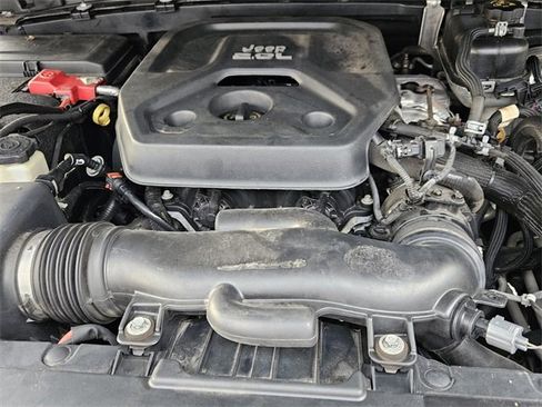 Used 2018 Jeep Wrangler Unlimited Rubicon image 27